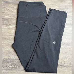 lululemon athletica Women crop black Joggers size 8